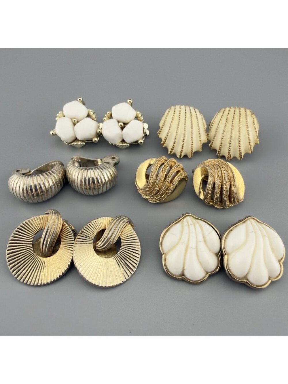 Vintage Clip On Earrings Lot Gold Tone Trifari Boucher Gay Boyer Monet Coro READ